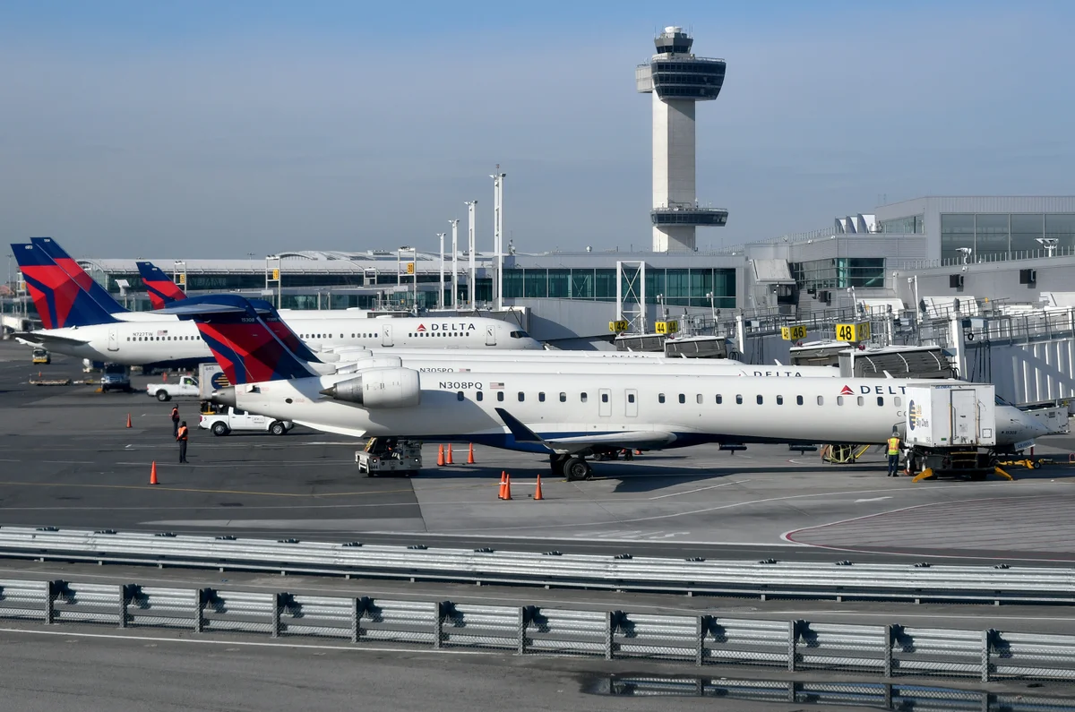 Best Terminals to Change Flights at JFK Airport