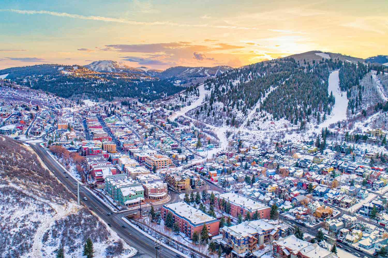 Best 'Work-From-Anywhere' mountain towns in the US 2026