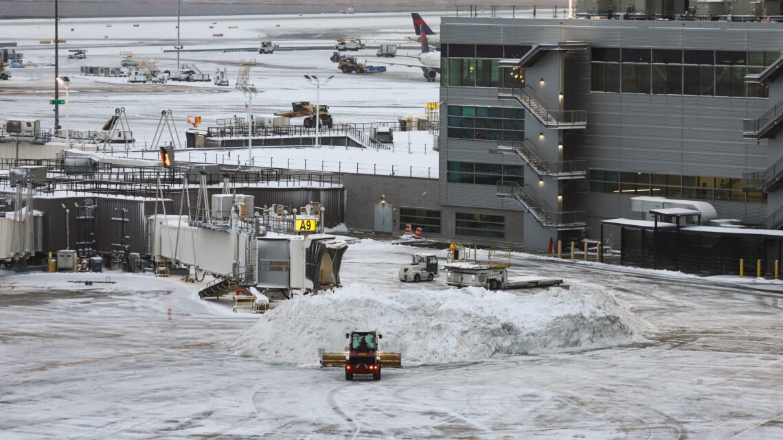 How the 2026 Winter Storm Is Disrupting U.S. Flights Right Now