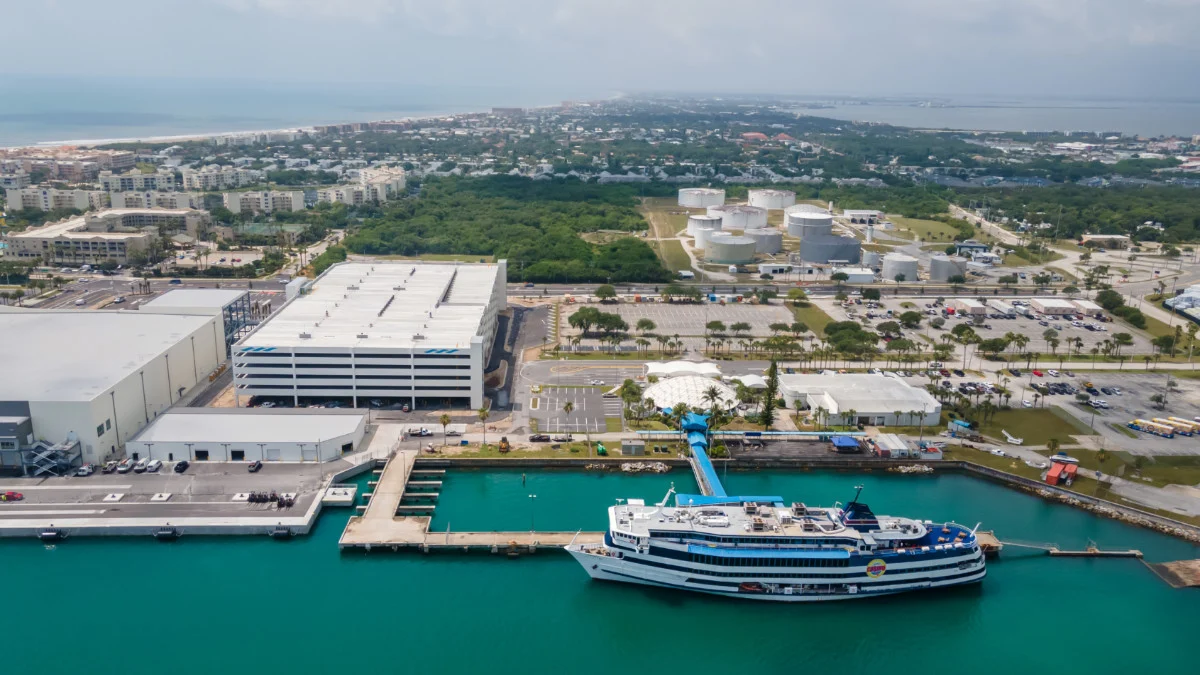 Port Canaveral parking vs Uber: Which is cheaper 2026?