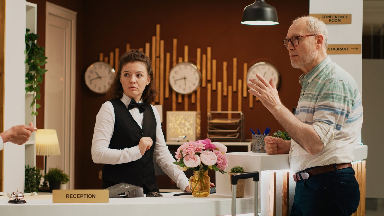 what happens if hotel loses your reservation